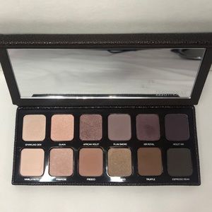 Laura Mercier Artist’s Palette